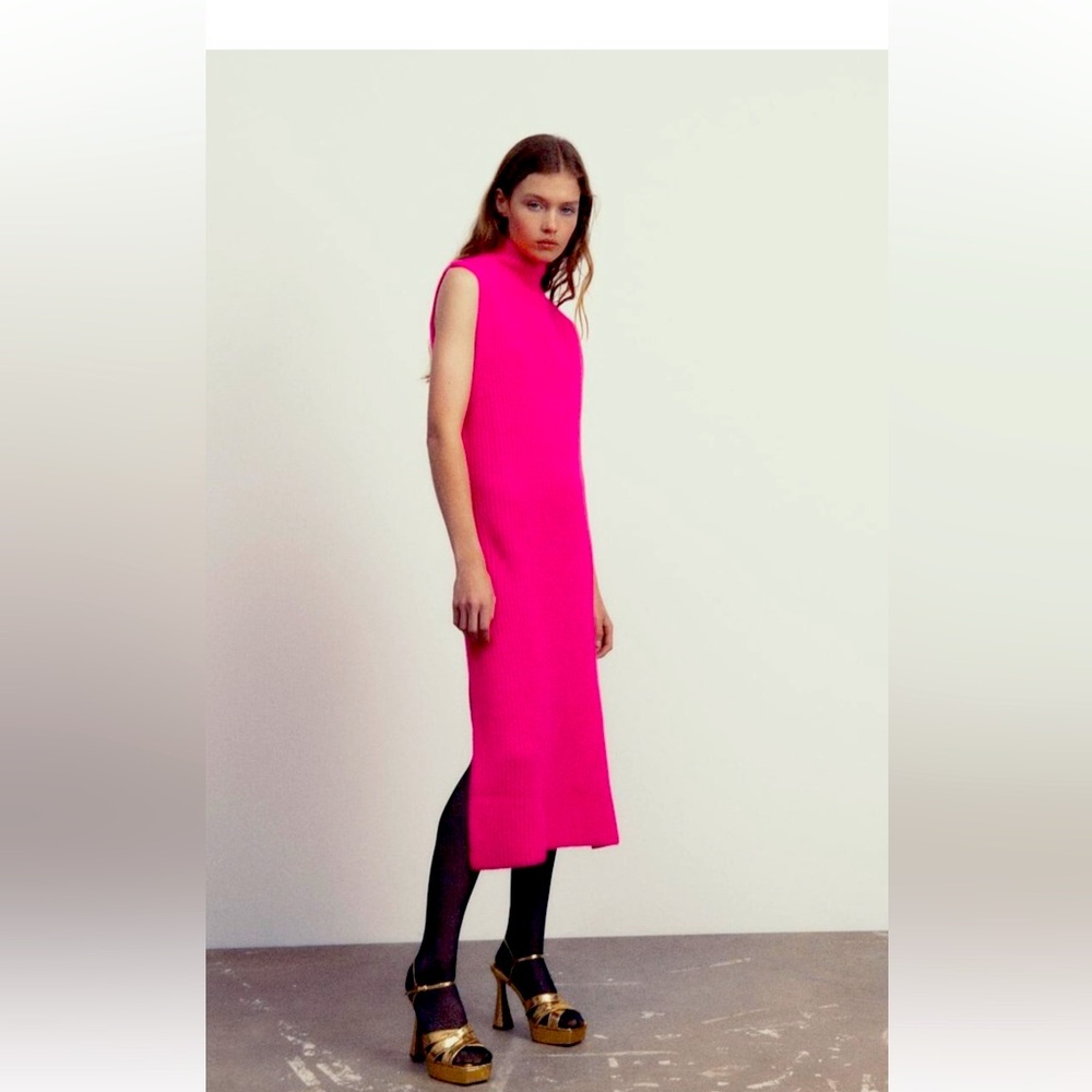 ZARA SLEEVELESS KNIT DRESS FUCHSIA